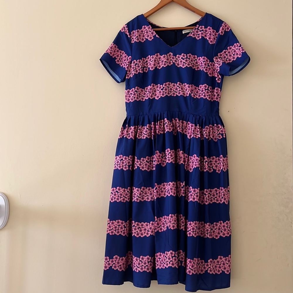 Floral blue and pink dress - Size M